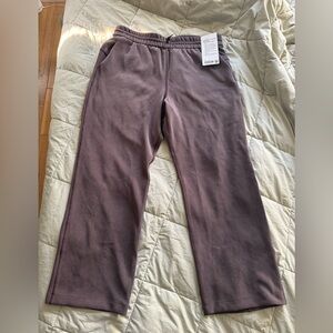 NWT Lululemon Softstreme High-Rise Pant *Short in Espresso, size 12